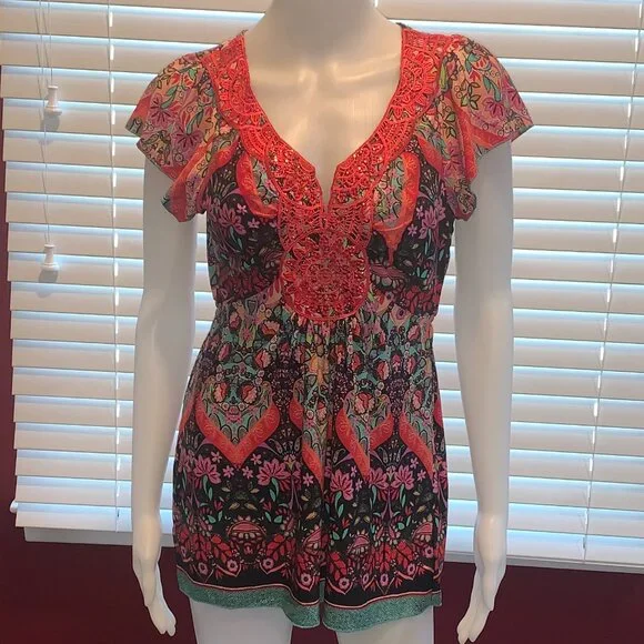 Beautiful EUC Covington Women's V-Neck Short Sleeve Top Size Medium Multicolored - Picture 12 of 12